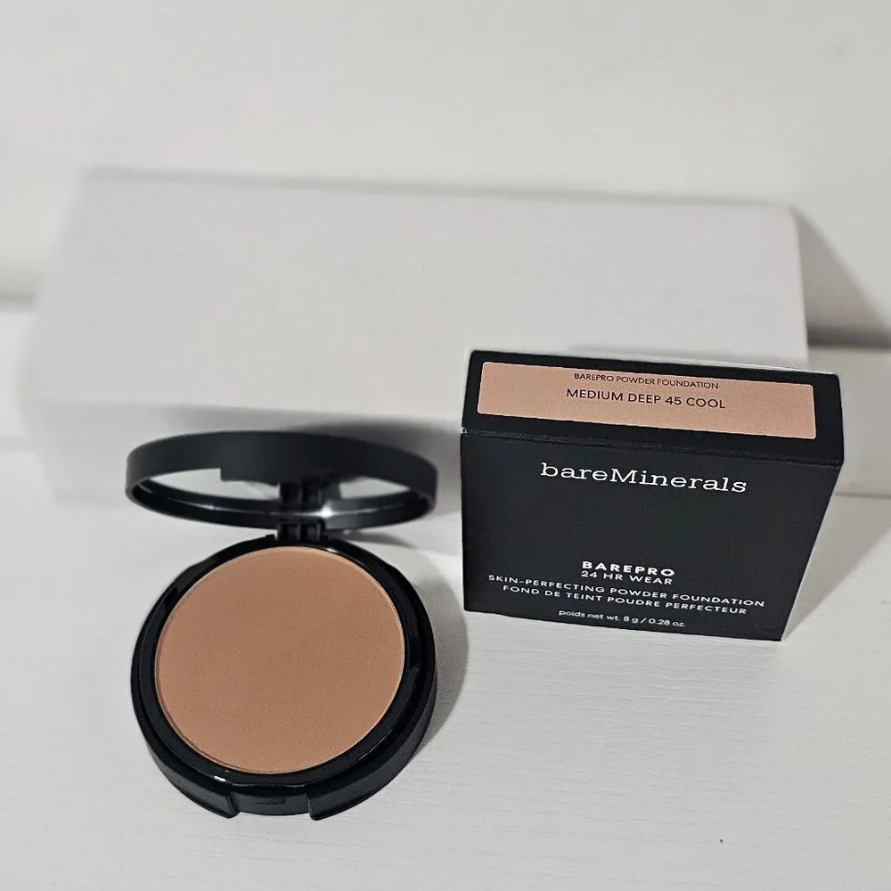 bareMinerals BAREPRO 24HR Skin-Perfecting Powder Foundation -Medium Deep 45 Cool